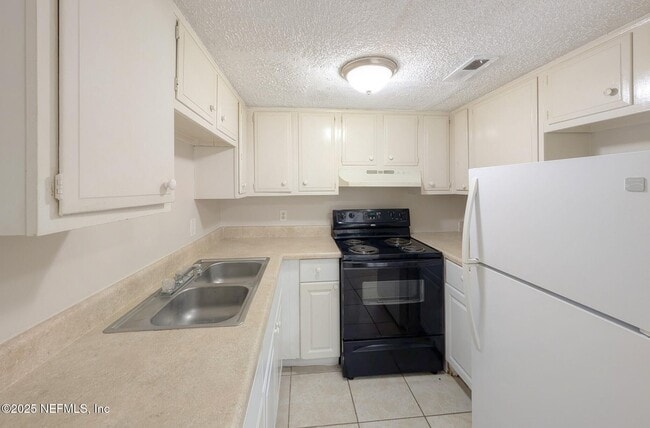 Foto del edificio - 2873 Yellow Pine Ct