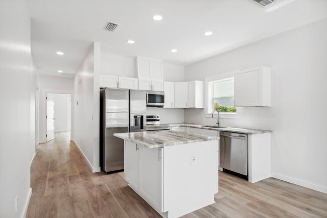 Foto del edificio - 2566 Oak St