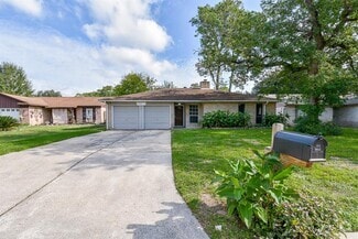 Building Photo - 23114 Newgate Dr