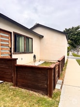 Building Photo - 1900 Conquista Ave