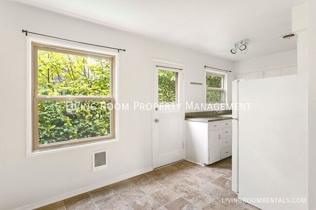 Foto del edificio - 1410 N Webster St