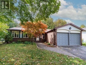 Building Photo - 213 Murray Dr