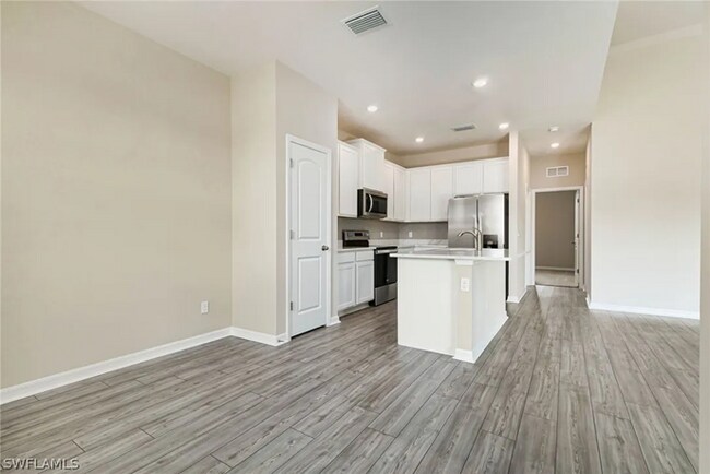 Foto del edificio - 3127 SW 18th Pl