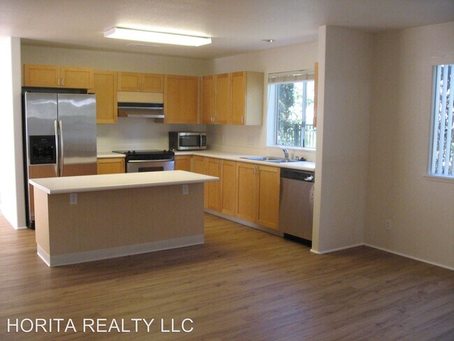 Building Photo - 4 br, 2.5 bath House - 94-1005 HALEKAPIO ST.