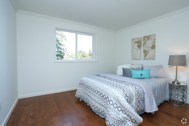Interior Photo - The Ballinger