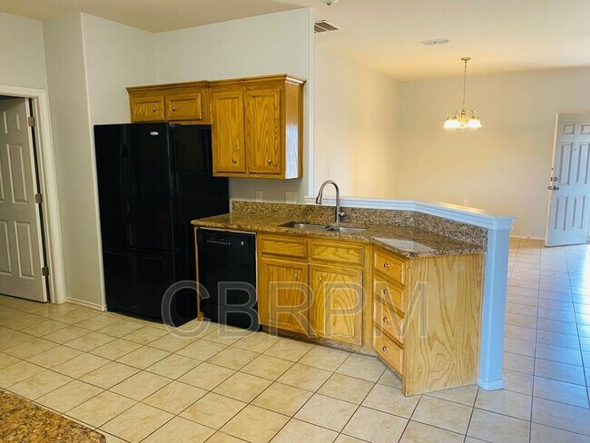 Foto del edificio - 5204 Kemper St
