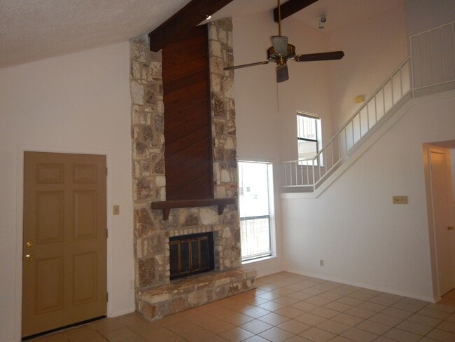 Building Photo - 14304 Indian Woods