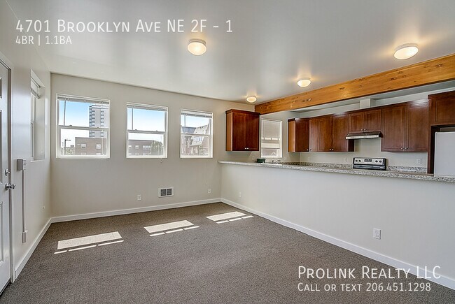 Foto del edificio - 4701 Brooklyn Ave NE