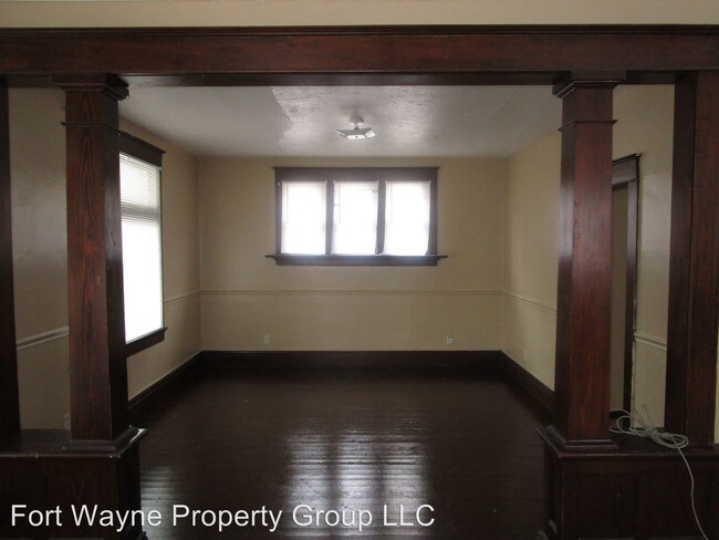 Building Photo - 3 br, 1.5 bath House - 110 W Wildwood Avenue