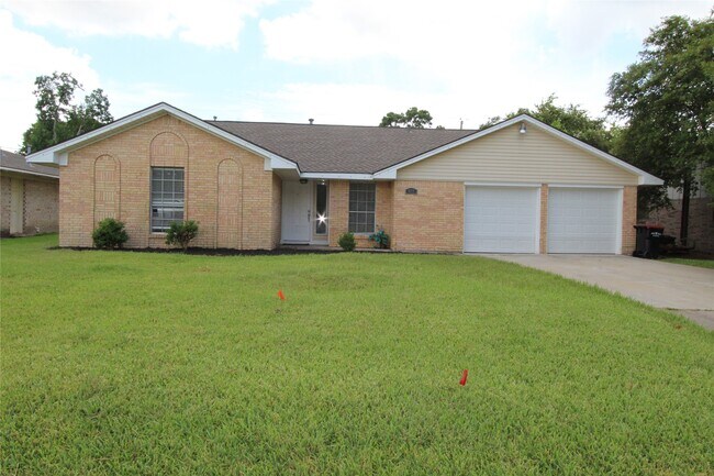 Foto del edificio - 409 Riverbend St