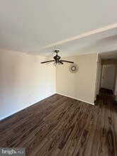 Building Photo - 418 Girard St