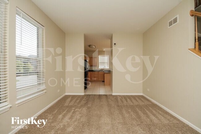 Foto del edificio - 77 Henson Ct