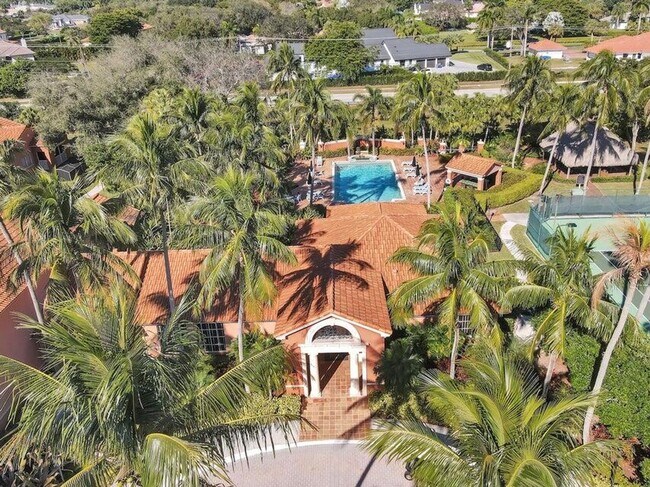 Foto del edificio - 3143 Clint Moore Rd