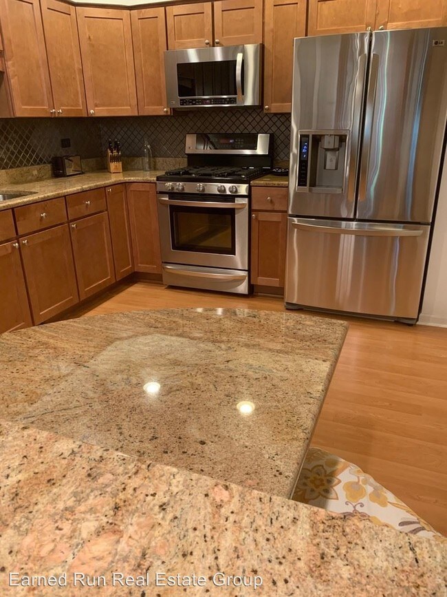 Building Photo - 2 br, 2.5 bath House - 5439 Ashbrook Pl