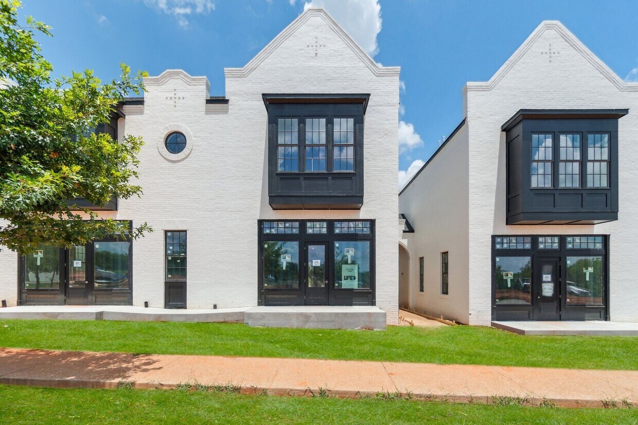 Foto principal - Bright. Clean. Calm. Your Elevated One-Bed...