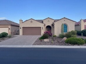 Building Photo - 4024 N Cottonwood Dr