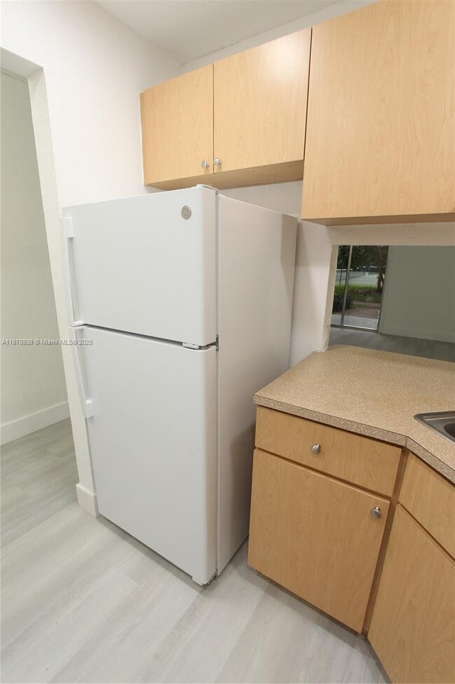 Building Photo - 4550 NW 9th St