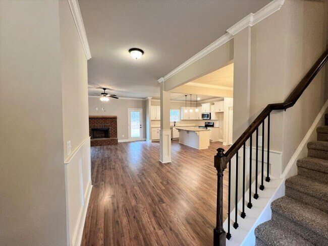 Foto del edificio - 100 Hawthorn Ln