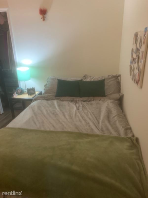 Foto del edificio - 1 br, 1 bath Apartment - 351 Foreman Ave