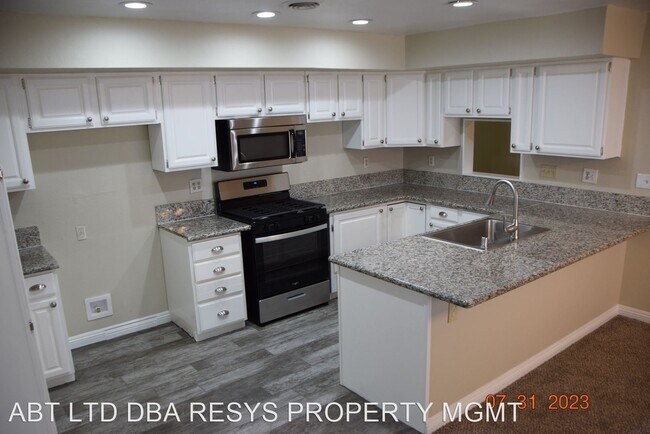Foto del edificio - 4 br, 2 bath House - 1817 GATEWOOD DRIVE