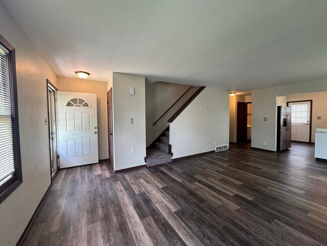 Foto del edificio - 6457 N 106th St