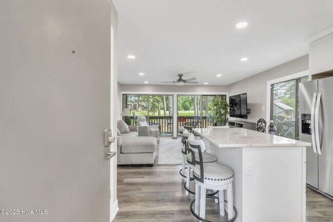Foto del edificio - 800 St Andrews Dr
