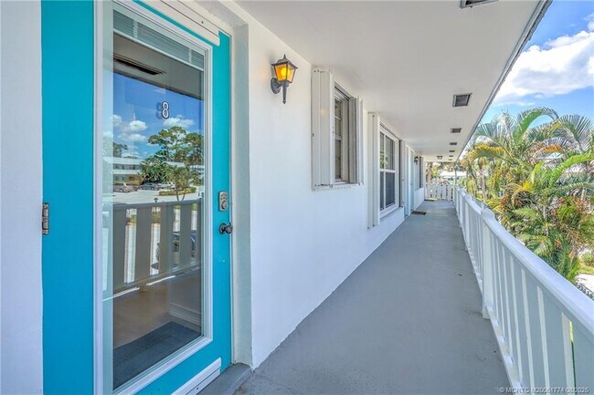 Foto del edificio - 2929 SE Ocean Blvd