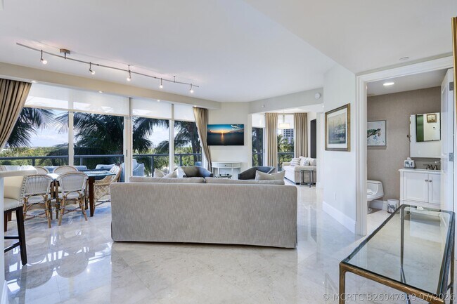 Foto del edificio - 2700 N Ocean Dr