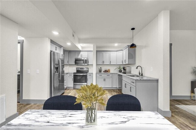 Foto del edificio - 36 Spring Creek Ct