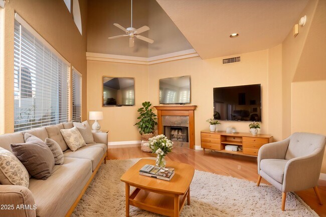 Foto del edificio - 4927 E Hazel Dr