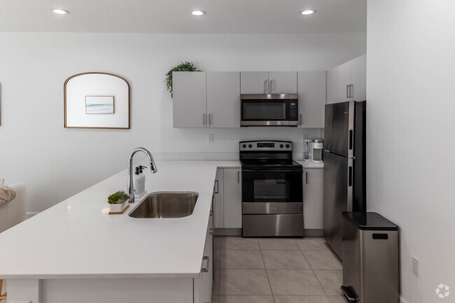 3 habitaciones, 2.5 baños - 1,348 pies cuadrados - Pearl at Pompano Beach