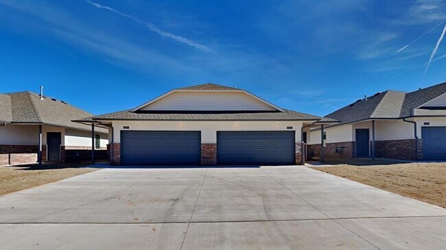 Building Photo - 3802 Franks Wy