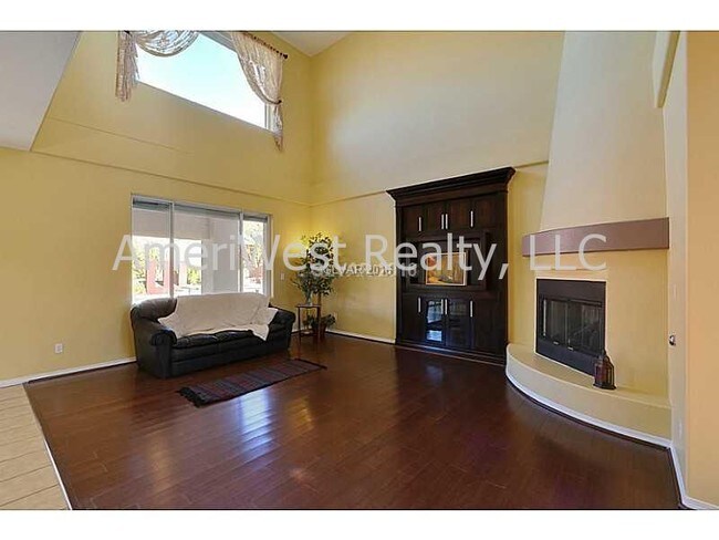 Building Photo - 7764 Blue Meadow Ave