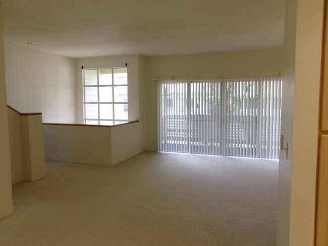 Building Photo - Moanalua Village #1C