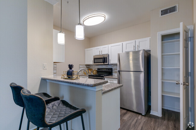 1HAB, 1BA - Cocina - Palm Living at Vintage Park