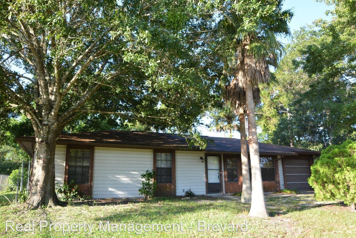 Primary Photo - 998 Brickell St SE