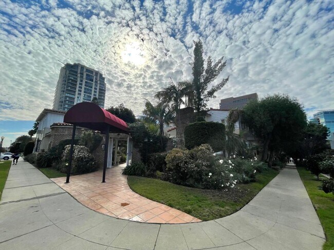 Vista de la calle - 10806 Lindbrook Dr