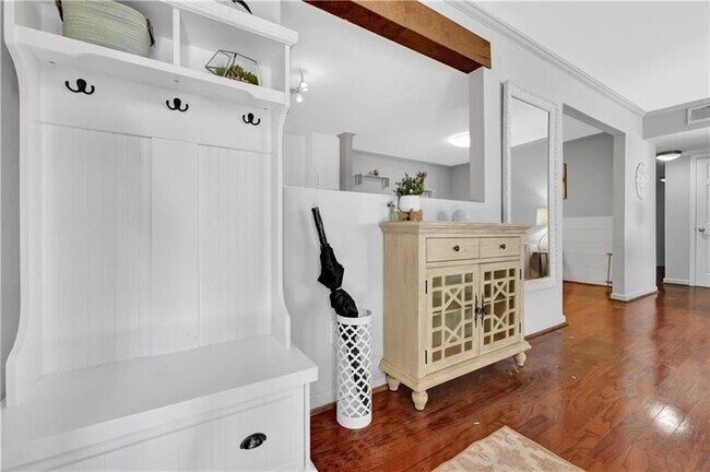 Foto del edificio - 1468 Briarwood Rd NE