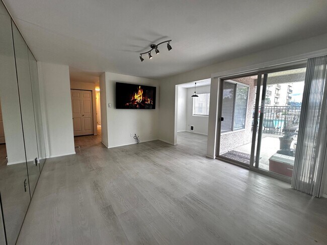 Foto del edificio - 9030 Seward Park Ave S