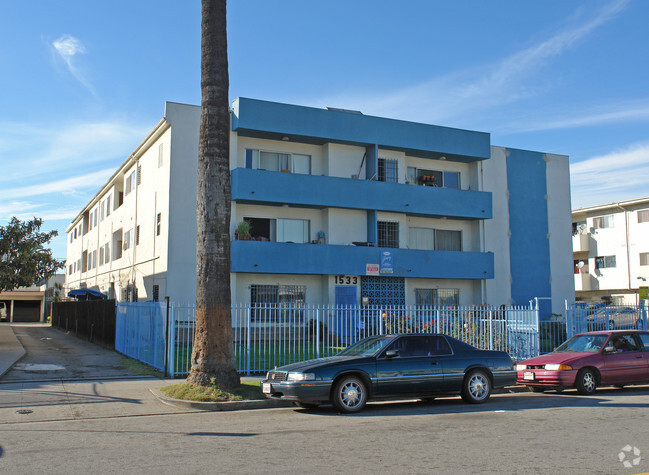 Building Photo - 1533 S Gramercy Pl