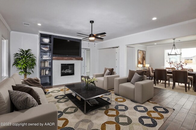 Foto del edificio - 504 Country Club Dr