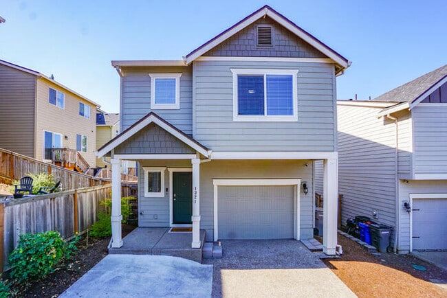 Building Photo - 1321 NE 72nd Way