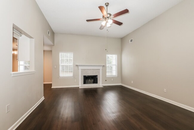 Building Photo - 172 Regency Park Dr