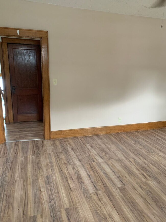 Foto del edificio - 2412 Lynn St