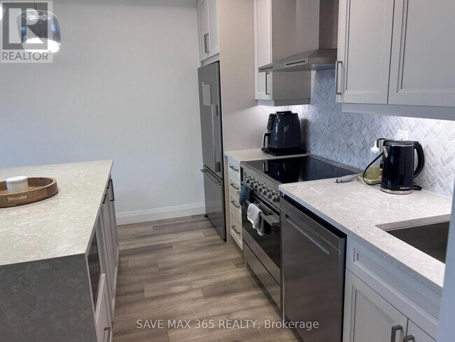 Building Photo - 500 Brock Ave