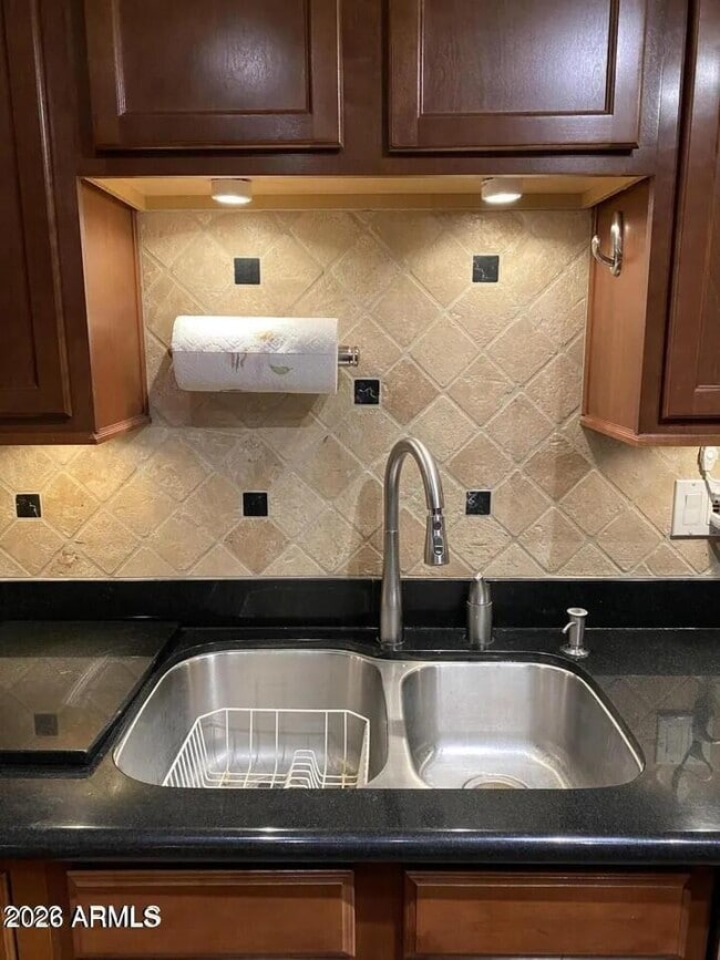 Building Photo - 17404 N 99th Ave