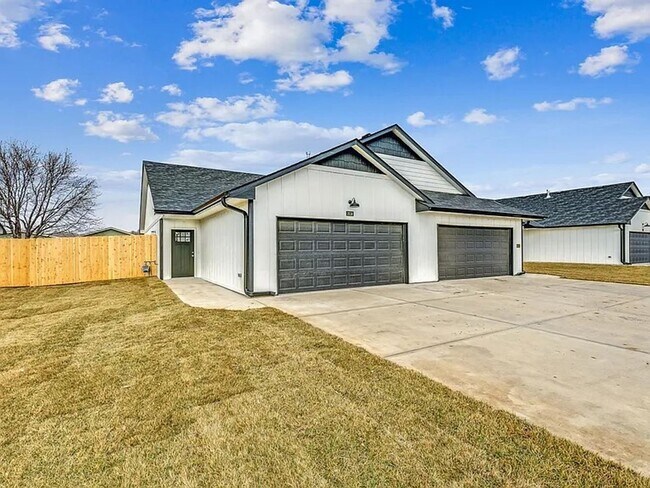 Foto del edificio - 3520 W 45th St S