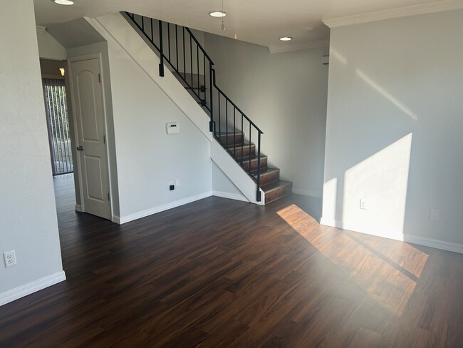 Building Photo - 7445 Pebble Beach Rd