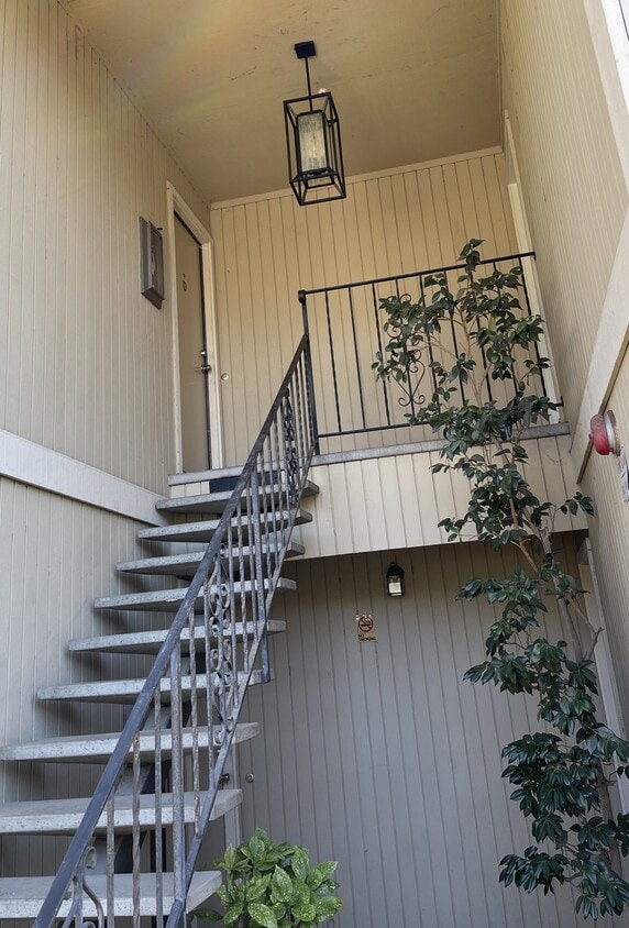 Primary Photo - 7560 Bridgit Dr