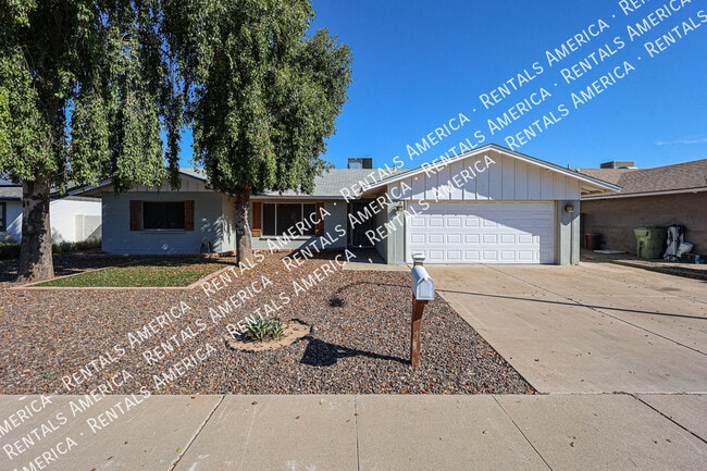 Foto del edificio - 5214 W Redfield Rd